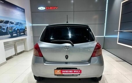 Toyota Vitz, 2007 год, 610 000 рублей, 4 фотография