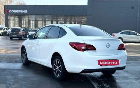 Opel Astra J, 2014 год, 820 000 рублей, 4 фотография