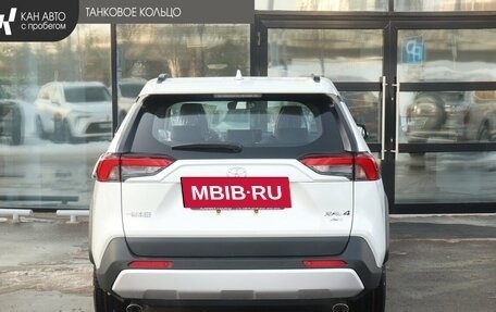 Toyota RAV4, 2025 год, 4 264 000 рублей, 4 фотография