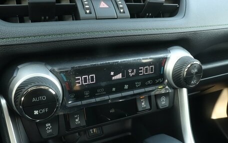 Toyota RAV4, 2025 год, 4 264 000 рублей, 11 фотография