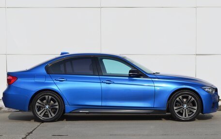 BMW 3 серия, 2018 год, 2 700 000 рублей, 2 фотография