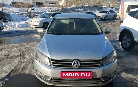 Volkswagen Passat B7, 2013 год, 1 290 000 рублей, 3 фотография