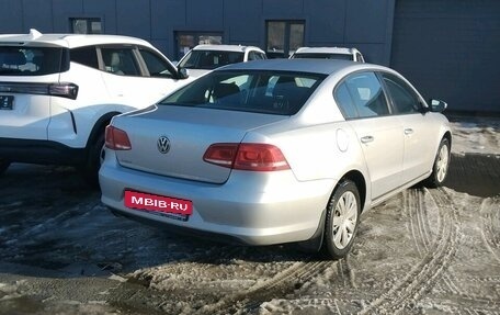 Volkswagen Passat B7, 2013 год, 1 290 000 рублей, 7 фотография