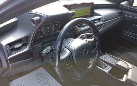 Lexus ES VII, 2021 год, 4 450 000 рублей, 1 фотография