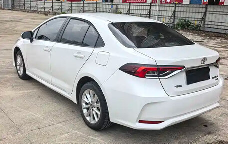 Toyota Corolla, 2023 год, 1 752 222 рублей, 3 фотография