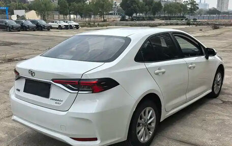 Toyota Corolla, 2023 год, 1 752 222 рублей, 5 фотография