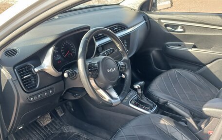 KIA Rio IV, 2021 год, 1 300 000 рублей, 5 фотография