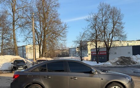 Chevrolet Cruze II, 2011 год, 585 000 рублей, 8 фотография