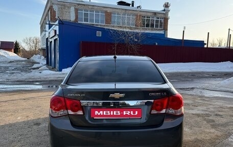 Chevrolet Cruze II, 2011 год, 585 000 рублей, 5 фотография