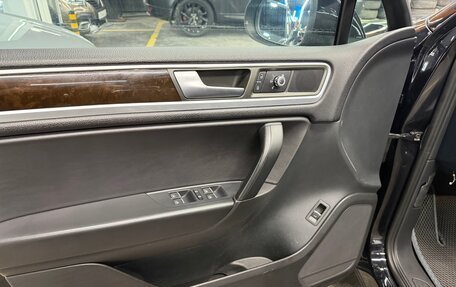 Volkswagen Touareg III, 2012 год, 1 749 000 рублей, 5 фотография