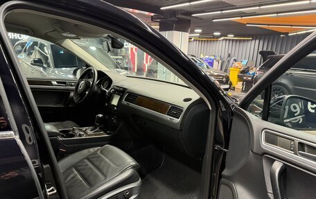 Volkswagen Touareg III, 2012 год, 1 749 000 рублей, 10 фотография