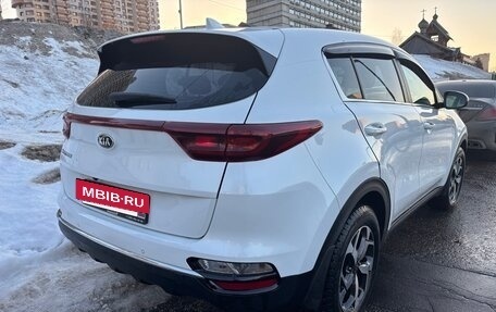 KIA Sportage IV рестайлинг, 2021 год, 2 100 000 рублей, 3 фотография
