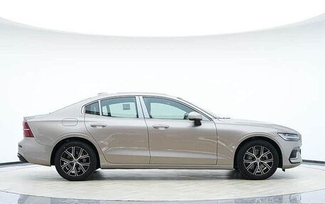 Volvo S60 III, 2026 год, 5 060 000 рублей, 4 фотография