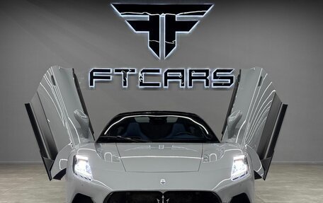 Maserati MC20, 2023 год, 32 994 000 рублей, 8 фотография