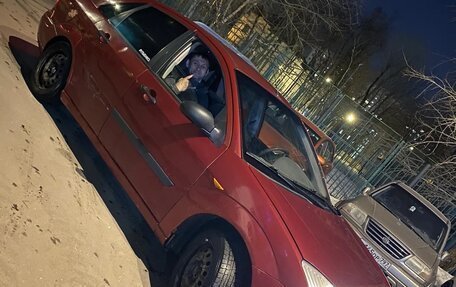 Ford Focus IV, 2001 год, 145 000 рублей, 3 фотография