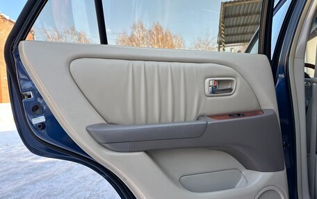 Lexus RX IV рестайлинг, 2003 год, 1 560 000 рублей, 30 фотография