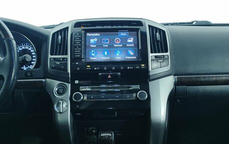 Toyota Land Cruiser 200, 2012 год, 34 990 000 рублей, 24 фотография