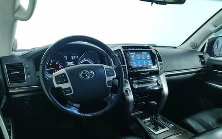 Toyota Land Cruiser 200, 2012 год, 34 990 000 рублей, 26 фотография