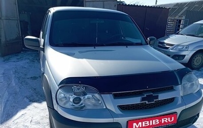 Chevrolet Niva I рестайлинг, 2017 год, 680 000 рублей, 1 фотография