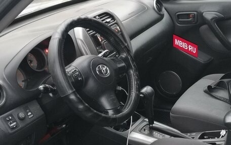 Toyota RAV4, 2004 год, 800 000 рублей, 15 фотография