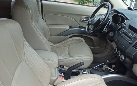 Mitsubishi Outlander III рестайлинг 3, 2007 год, 890 000 рублей, 7 фотография