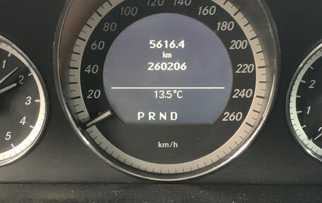 Mercedes-Benz E-Класс, 2011 год, 1 390 000 рублей, 4 фотография