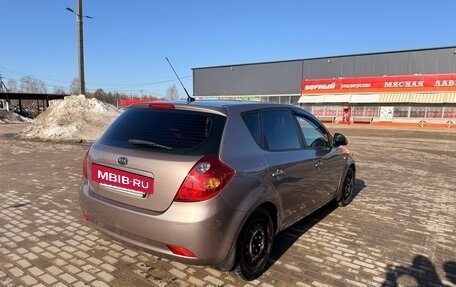 KIA cee'd I рестайлинг, 2009 год, 650 000 рублей, 4 фотография