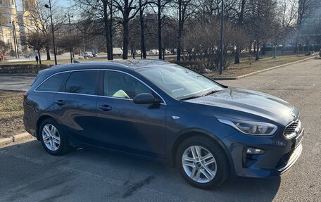 KIA cee'd III, 2020 год, 1 900 000 рублей, 2 фотография