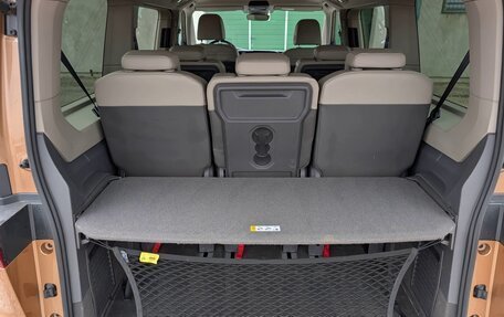 Volkswagen Multivan, 2023 год, 5 600 000 рублей, 23 фотография