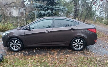 Hyundai Solaris II рестайлинг, 2015 год, 950 000 рублей, 8 фотография