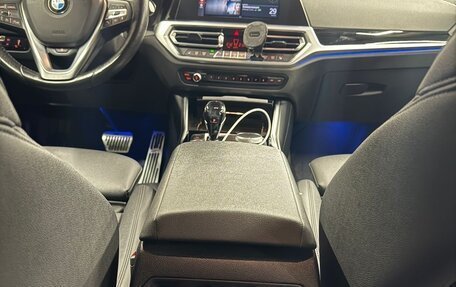 BMW 3 серия, 2020 год, 3 090 000 рублей, 10 фотография