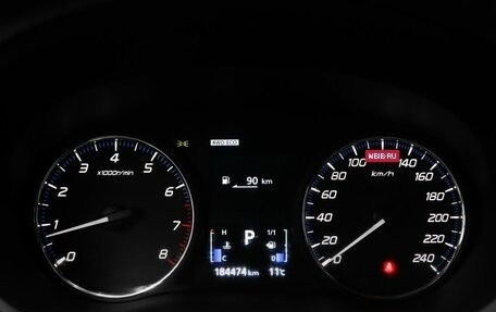 Mitsubishi Outlander III рестайлинг 3, 2018 год, 1 890 000 рублей, 12 фотография