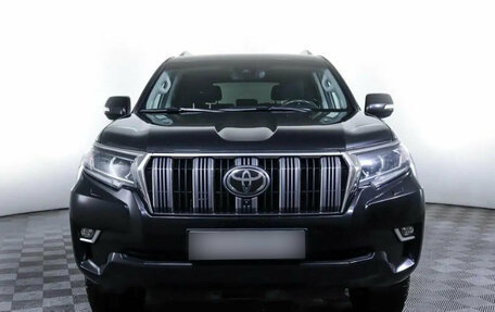 Toyota Land Cruiser Prado 150 рестайлинг 2, 2018 год, 5 399 000 рублей, 2 фотография
