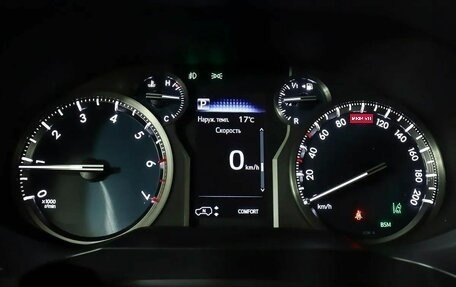 Toyota Land Cruiser Prado 150 рестайлинг 2, 2018 год, 5 399 000 рублей, 3 фотография