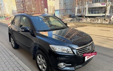 Toyota RAV4, 2011 год, 1 565 000 рублей, 2 фотография
