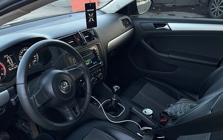 Volkswagen Jetta VI, 2012 год, 585 000 рублей, 10 фотография