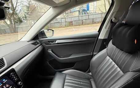 Skoda Superb III рестайлинг, 2020 год, 2 800 000 рублей, 8 фотография