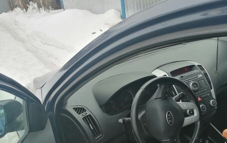 KIA cee'd I рестайлинг, 2010 год, 499 999 рублей, 11 фотография