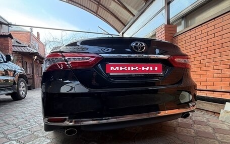 Toyota Camry, 2023 год, 3 800 000 рублей, 6 фотография