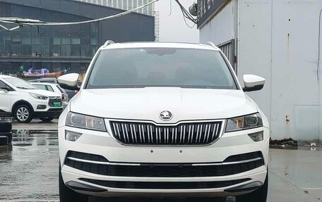 Skoda Karoq I, 2023 год, 2 050 000 рублей, 2 фотография