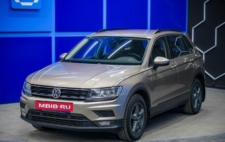 Volkswagen Tiguan II, 2020 год, 2 744 000 рублей, 2 фотография