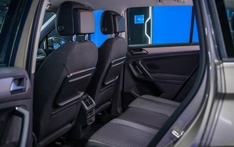 Volkswagen Tiguan II, 2020 год, 2 744 000 рублей, 14 фотография