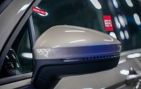 Volkswagen Tiguan II, 2020 год, 2 744 000 рублей, 18 фотография