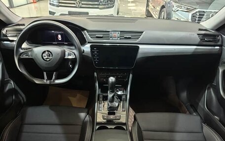 Skoda Superb III рестайлинг, 2023 год, 2 299 000 рублей, 7 фотография