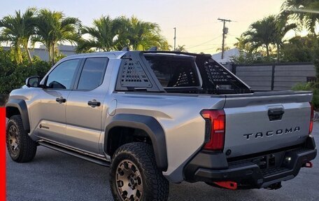 Toyota Tacoma, 2025 год, 9 200 000 рублей, 4 фотография