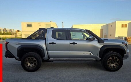 Toyota Tacoma, 2025 год, 9 200 000 рублей, 6 фотография