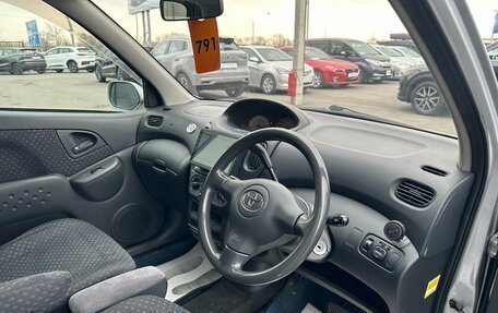 Toyota FunCargo, 2003 год, 579 000 рублей, 11 фотография