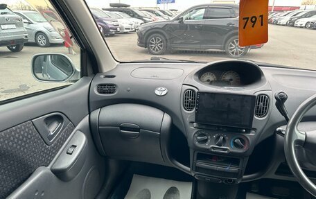 Toyota FunCargo, 2003 год, 579 000 рублей, 14 фотография