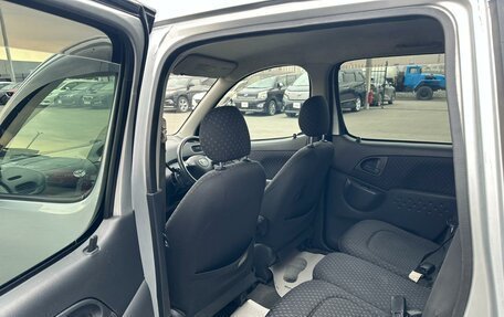 Toyota FunCargo, 2003 год, 579 000 рублей, 17 фотография