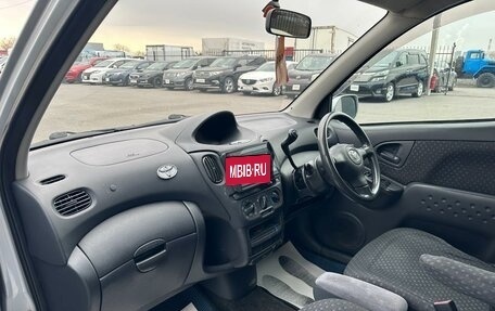 Toyota FunCargo, 2003 год, 579 000 рублей, 13 фотография